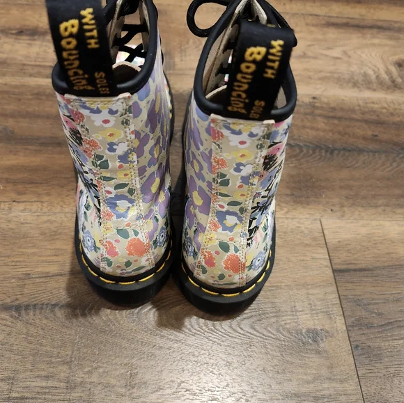 Doc Martens floral combat boot - Picture 4 of 7